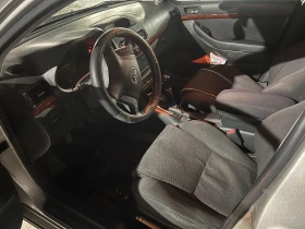 Toyota Avensis 2.0 Бензин 147к.с, снимка 17
