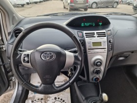 Toyota Yaris 1.0 benz, снимка 12