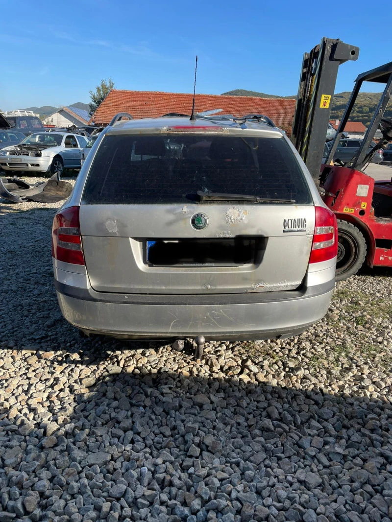 Skoda Octavia 1.6 102hp, снимка 4 - Автомобили и джипове - 45090068