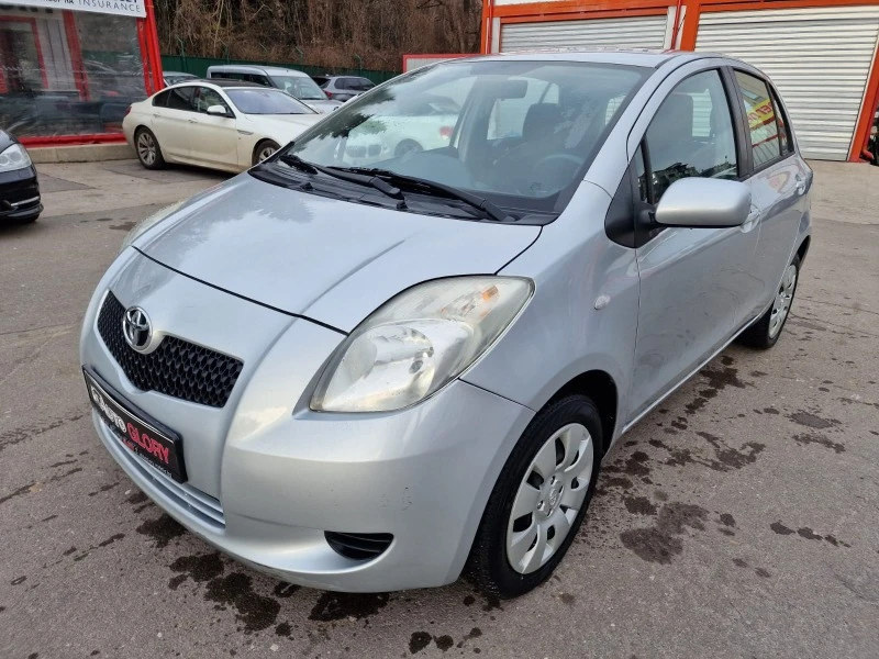 Toyota Yaris 1.0 benz, снимка 2 - Автомобили и джипове - 39201702