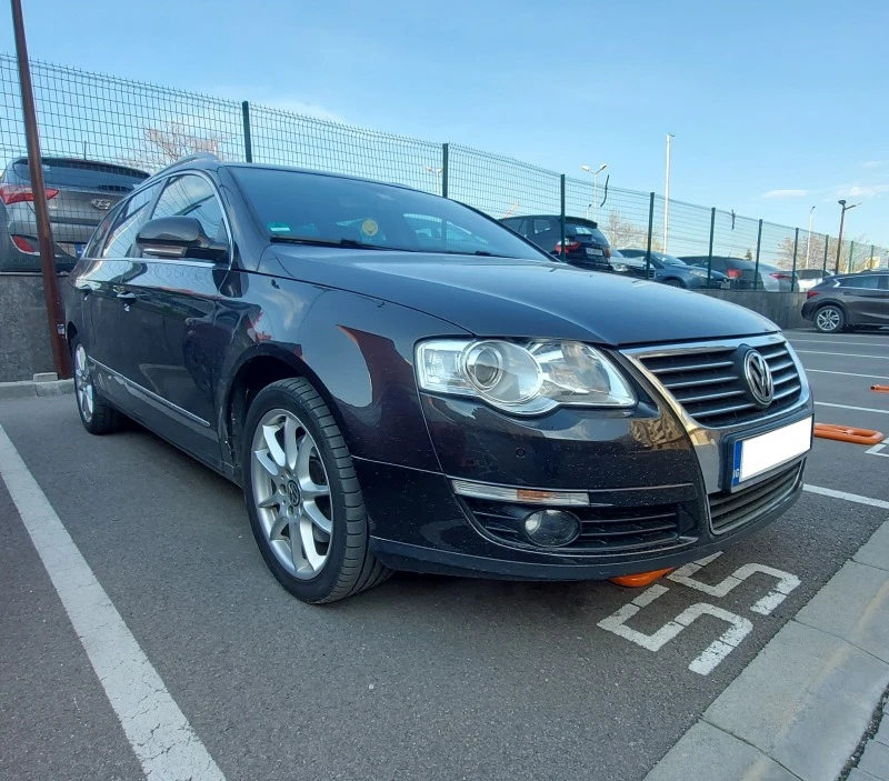 VW Passat 2.0 FSI highline, снимка 2 - Автомобили и джипове - 47844584