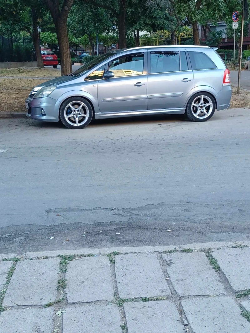 Opel Zafira OPC, снимка 8 - Автомобили и джипове - 48143365