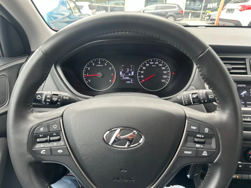 Hyundai I20 ШВЕЙЦАРИЯ , снимка 12 - Автомобили и джипове - 47313607