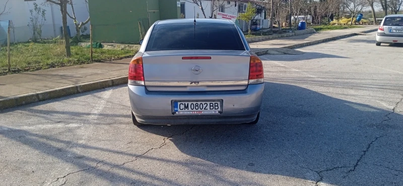 Opel Vectra 2.2, снимка 4 - Автомобили и джипове - 48643785