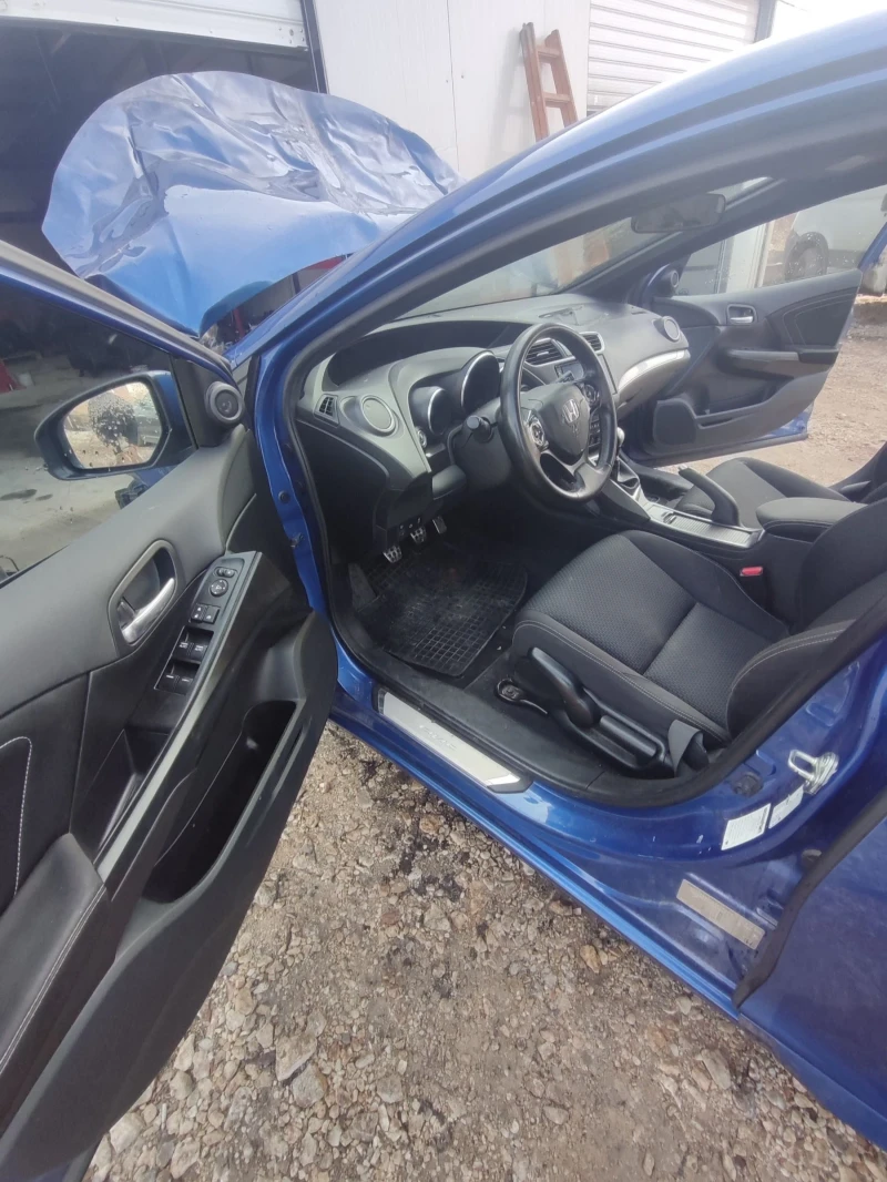 Honda Civic 1.6 i-DTEC, снимка 10 - Автомобили и джипове - 49538865