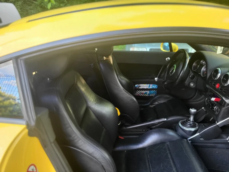 Audi Tt, снимка 8 - Автомобили и джипове - 52276507