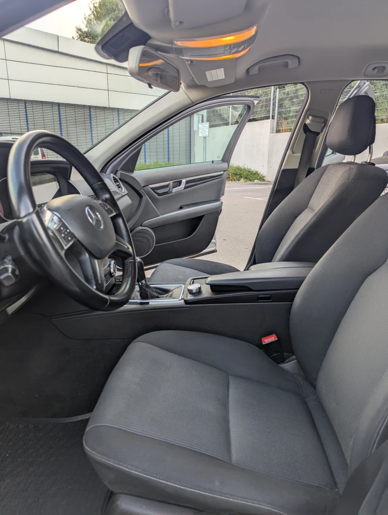 Mercedes-Benz C 200 W204 Facelift , снимка 7 - Автомобили и джипове - 52525244