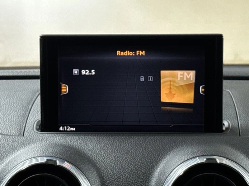 Audi A4 * 4dr Sdn quattro 2.0T Progressiv | Premium Packag, снимка 13 - Автомобили и джипове - 52753187