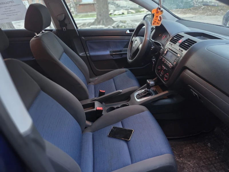 VW Golf, снимка 8 - Автомобили и джипове - 52939273
