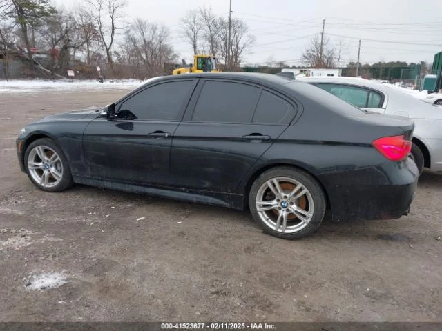 BMW 330 * Xi (CARFAX)  * 360, снимка 5 - Автомобили и джипове - 49256685