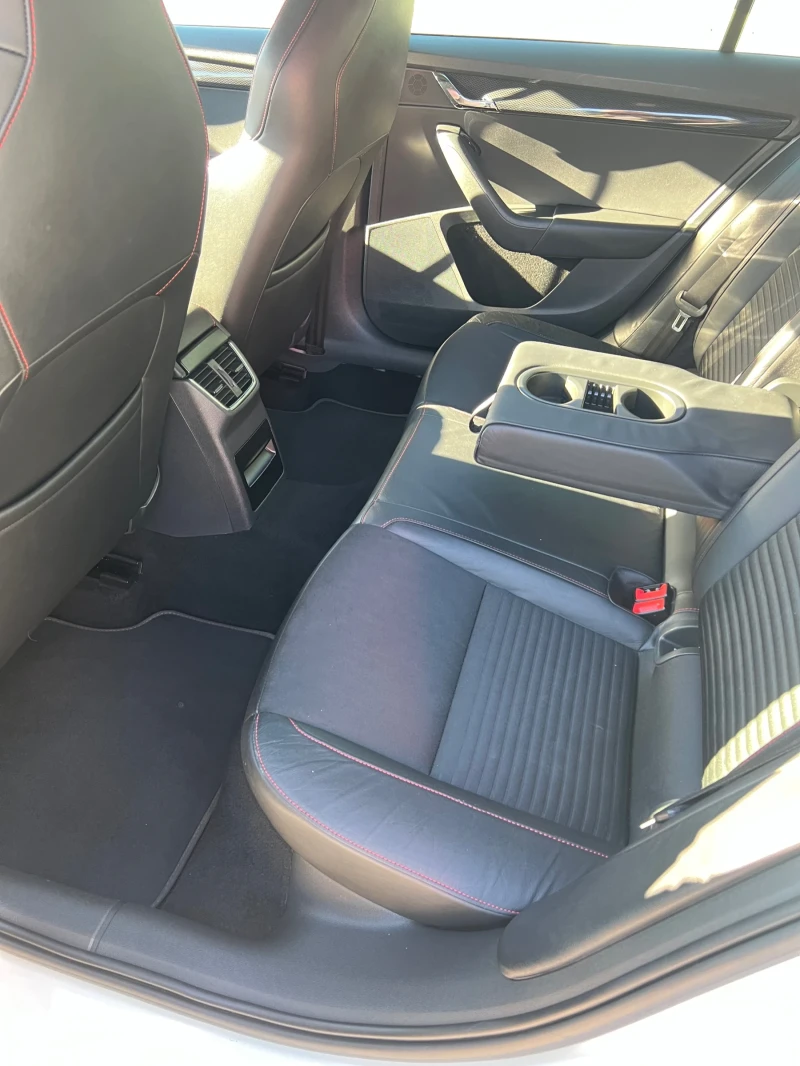 Skoda Octavia 2.0-VRS-184кс-Лизинг - 23800 лв. - 86385571 | Car24.bg