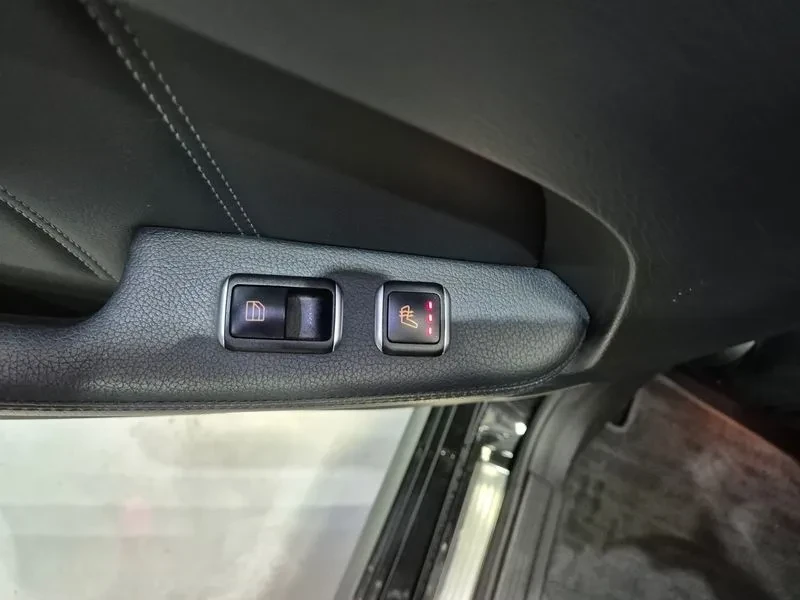 Mercedes-Benz E 300 W212 E300 Elegance, снимка 7 - Автомобили и джипове - 55218774