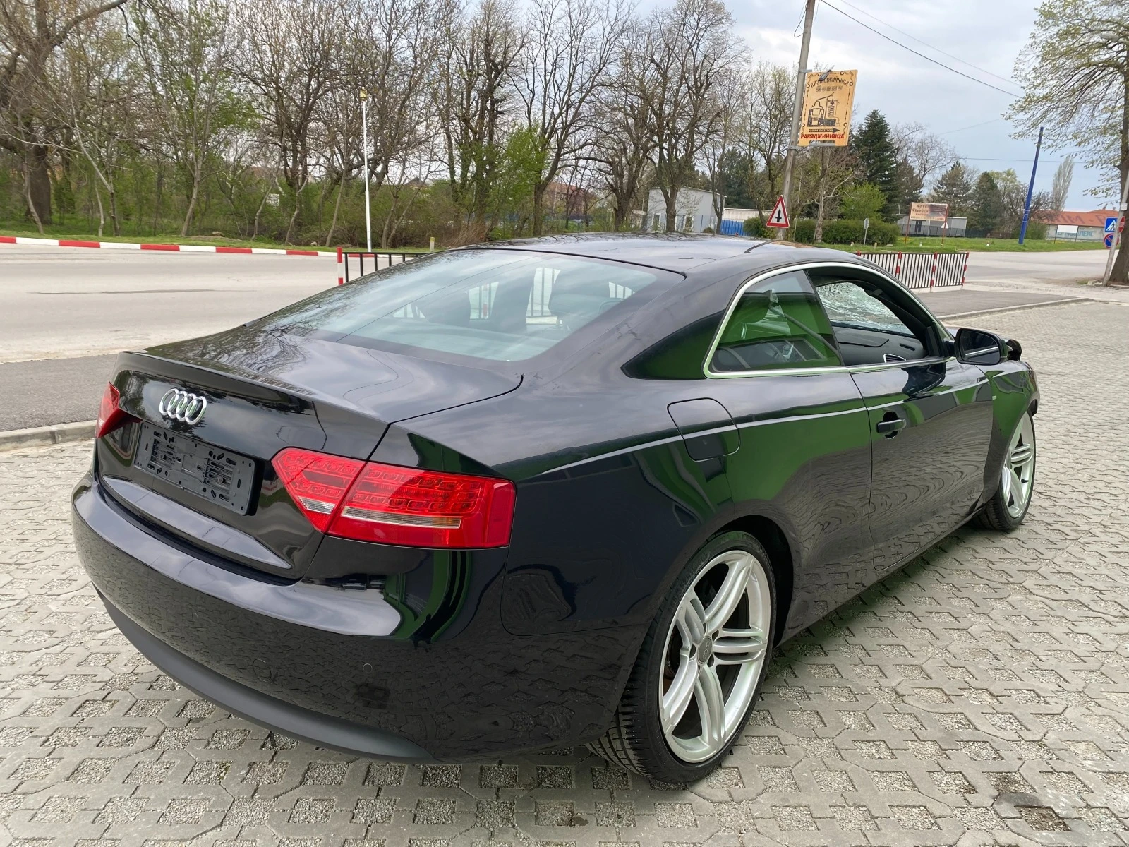 Audi A5 2.0TFSI S Line - изображение 7