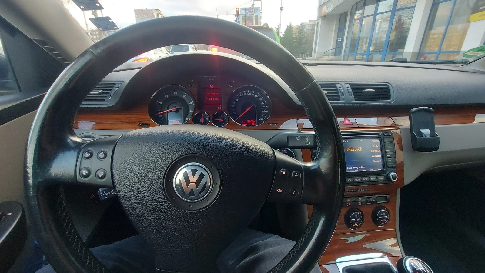 VW Passat 2.0 FSI highline - изображение 10