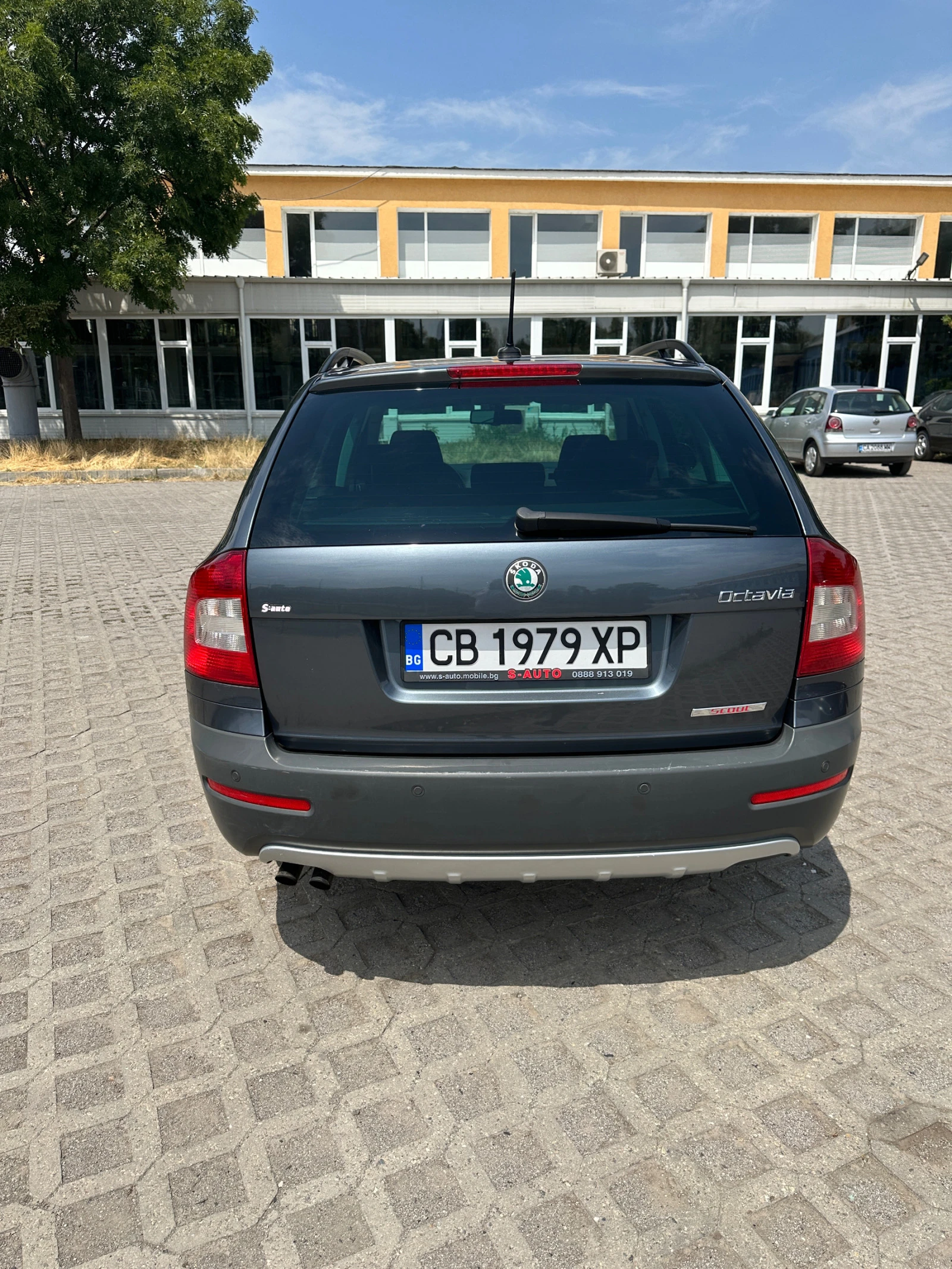 Skoda Octavia SCOUT 4* 4 - изображение 2