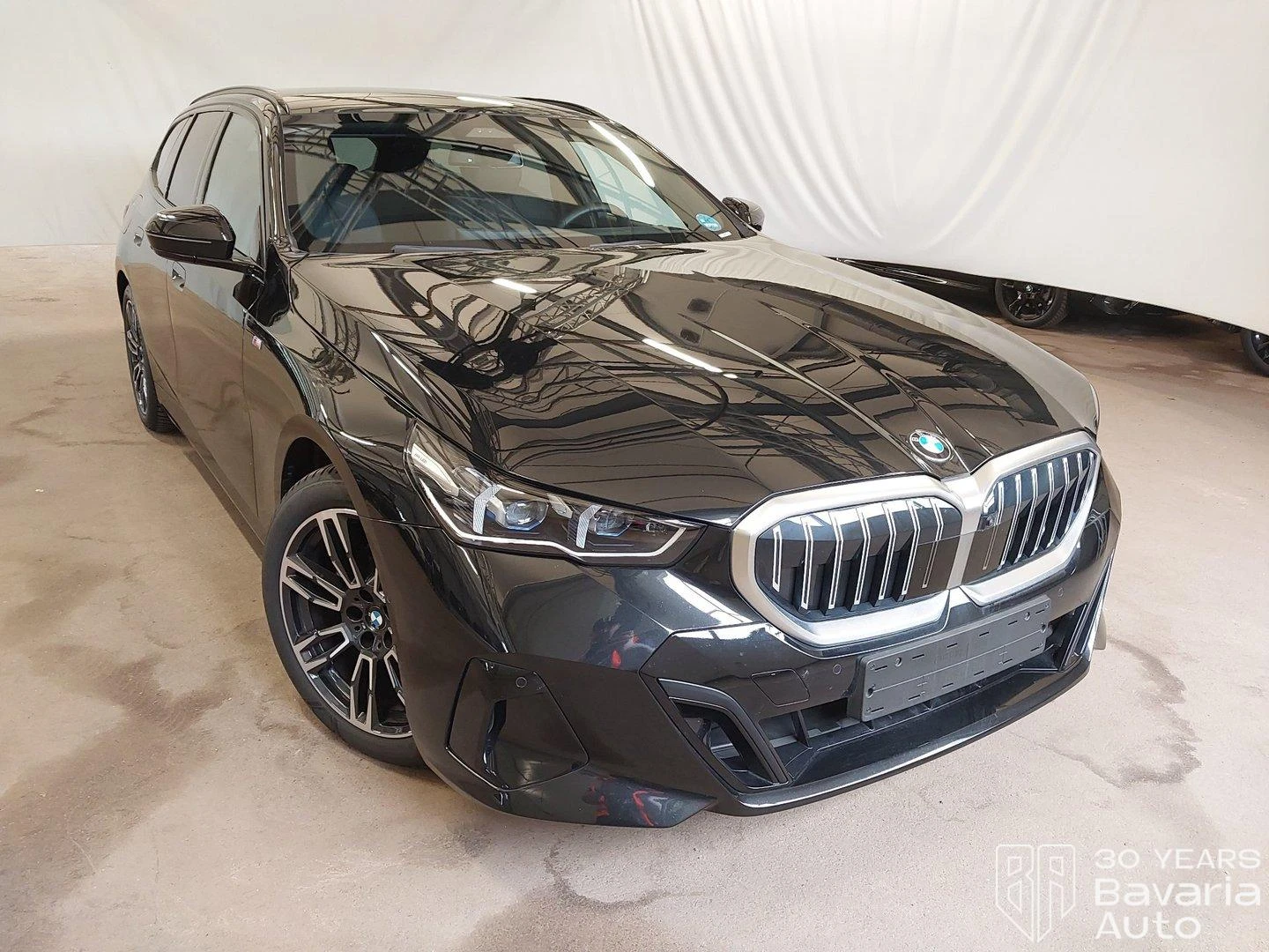 BMW 520 d Touring M Sport Paket - изображение 4