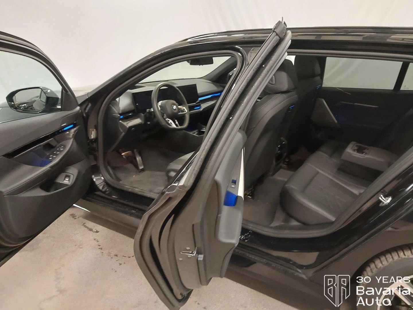 BMW 520 d Touring M Sport Paket - изображение 5
