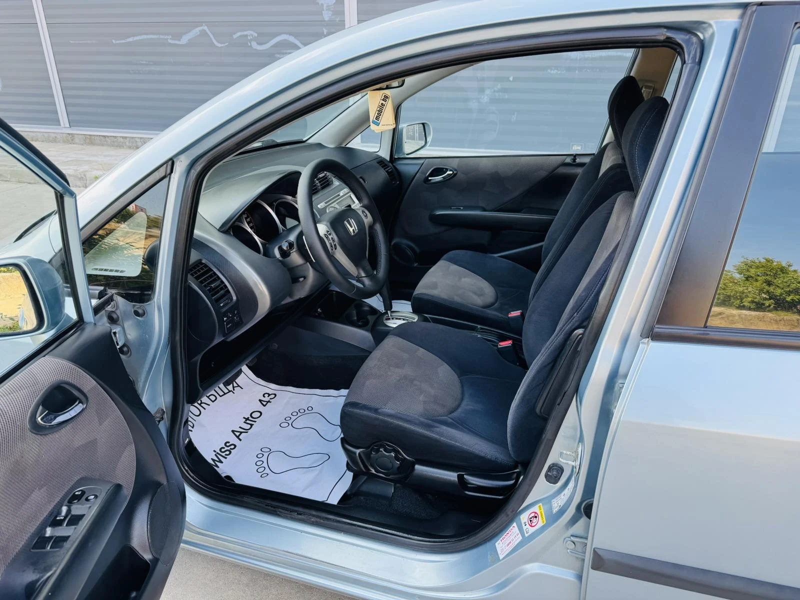Honda Jazz 1.4i Automat - изображение 9
