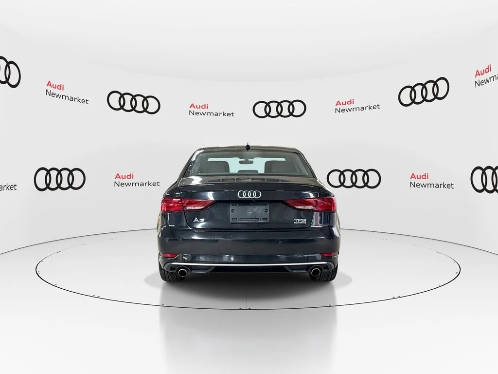 Audi A4 * 4dr Sdn quattro 2.0T Progressiv | Premium Packag - изображение 8