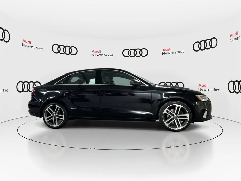 Audi A4 * 4dr Sdn quattro 2.0T Progressiv | Premium Packag - изображение 10