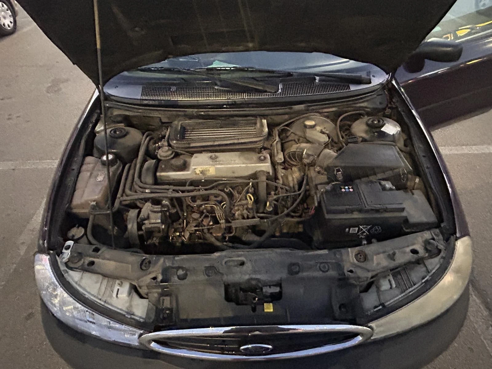 Ford Mondeo 1, 8D - изображение 7