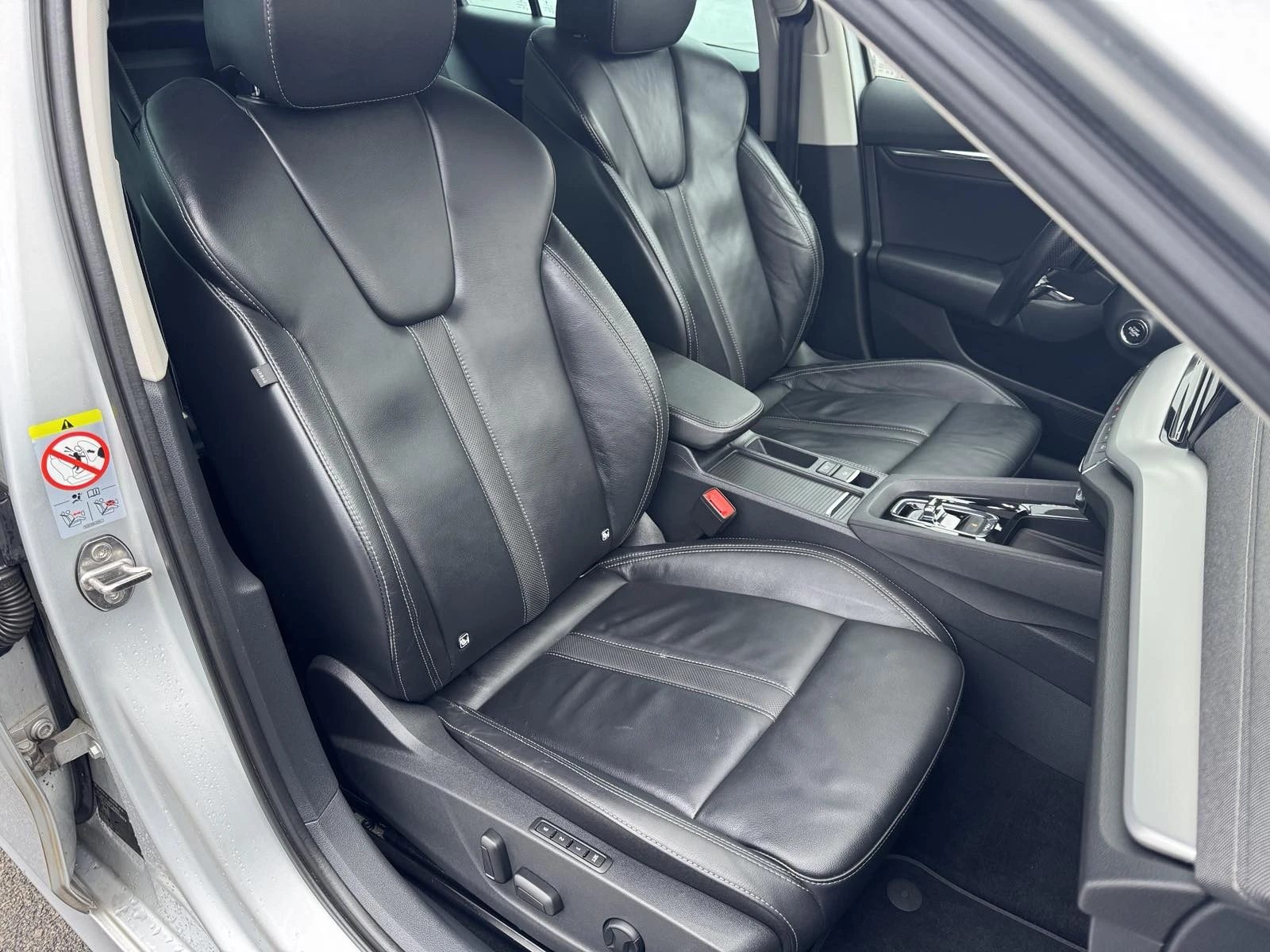 Skoda Octavia 2.0 TDI 4x4 - изображение 9