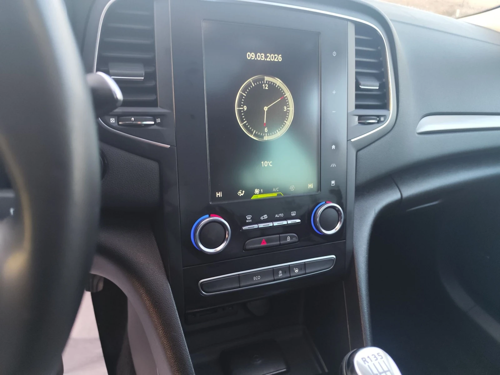 Renault Megane 1.6, снимка 14 - Автомобили и джипове - 53890897