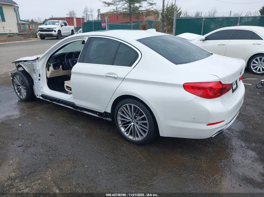 BMW 540 XDRIVE С РЕГИСТРАЦИЯ & АВТО КРЕДИТ , снимка 4 - Автомобили и джипове - 54032347