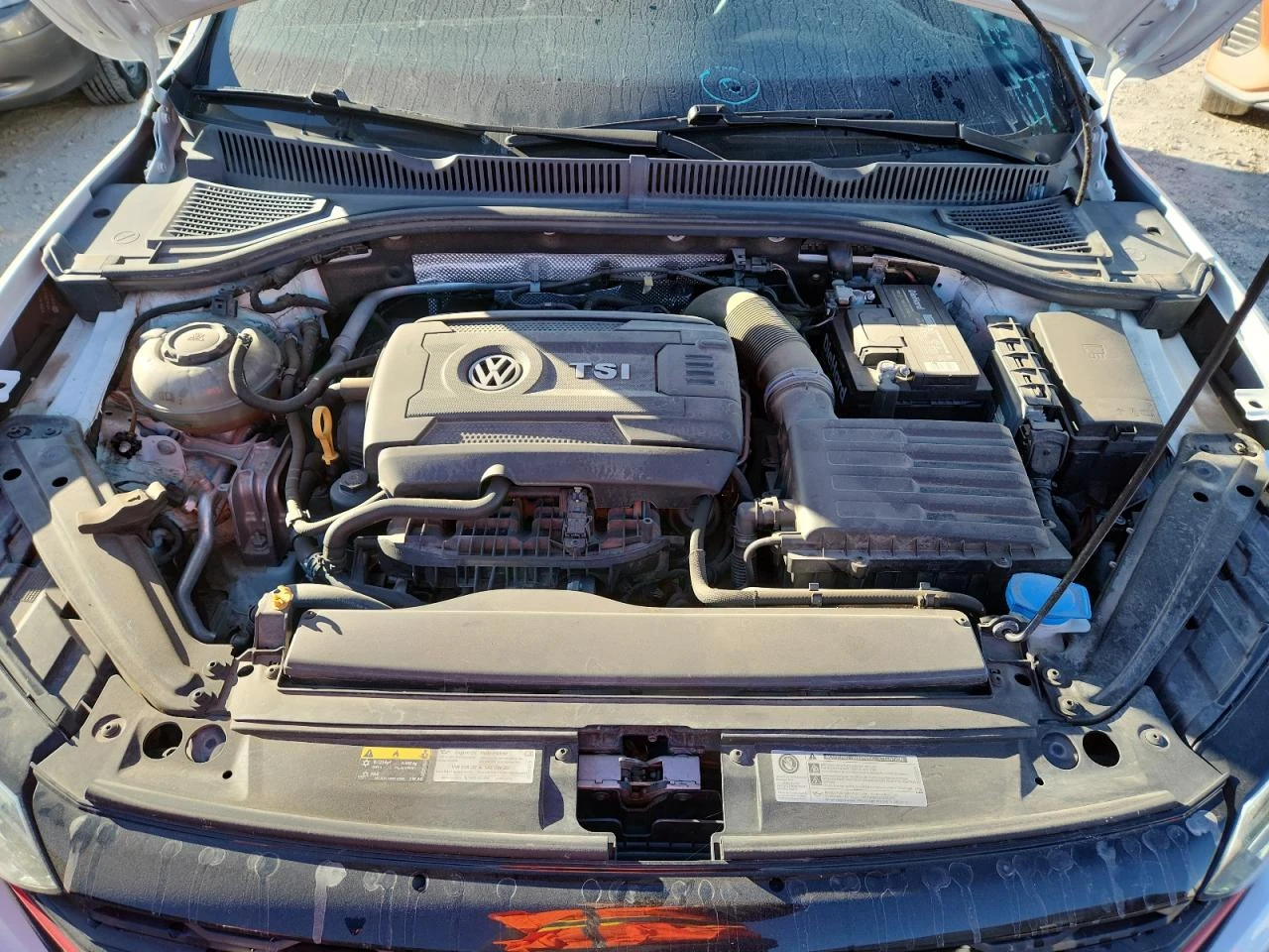 VW Jetta 2l Volkswagen Gli, снимка 11 - Автомобили и джипове - 54120597