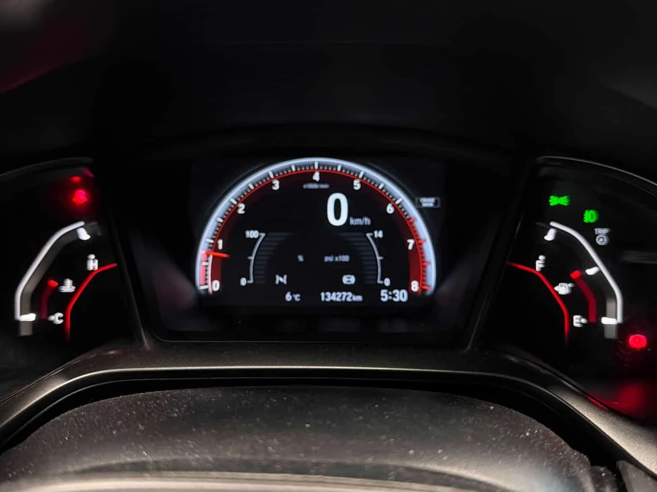 Honda Civic * Manual * PANO* KEYLESS* ПОДГРЕВ* , снимка 8 - Автомобили и джипове - 54324373