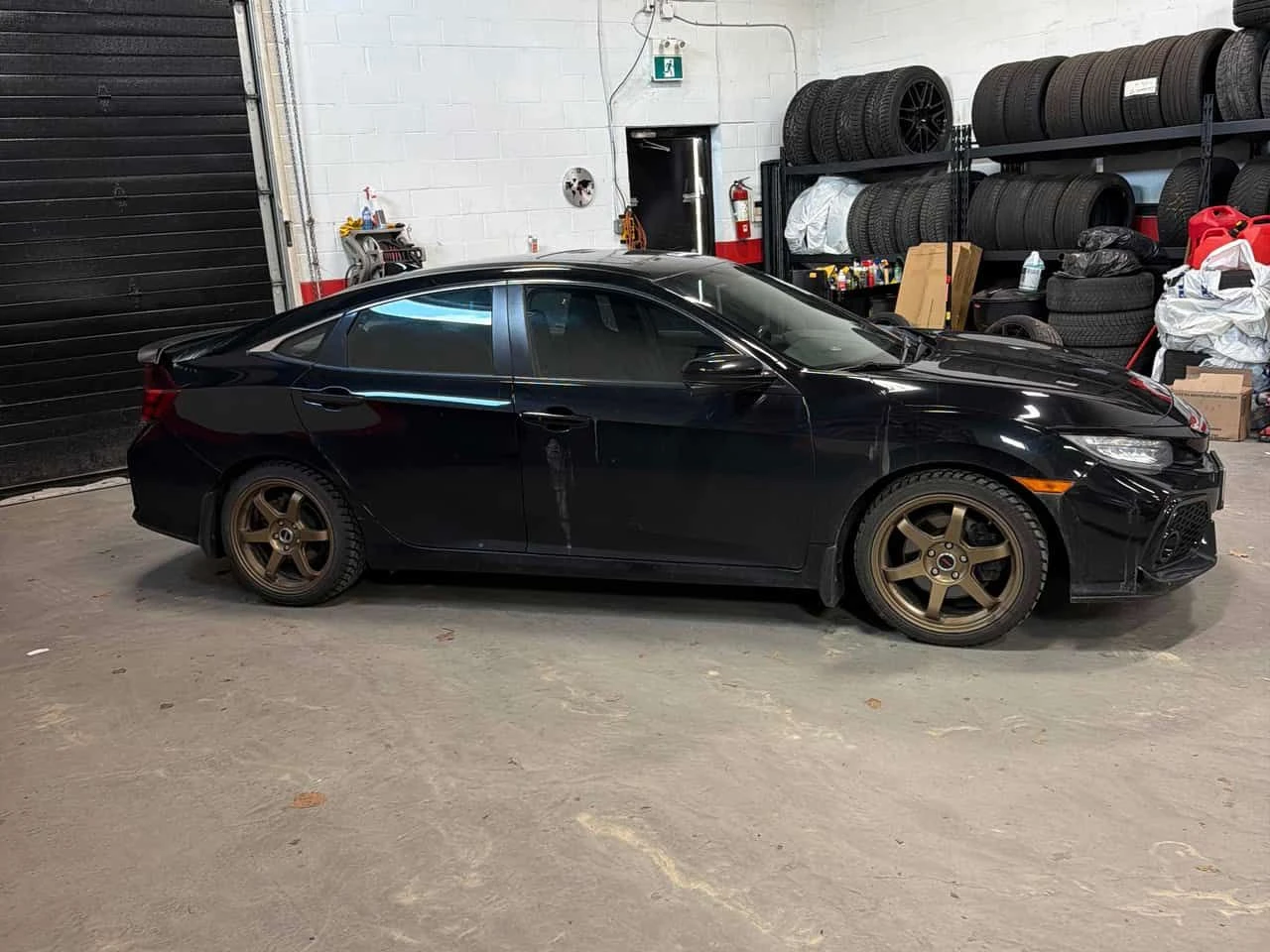 Honda Civic * Manual * PANO* KEYLESS* ПОДГРЕВ* , снимка 3 - Автомобили и джипове - 54324373