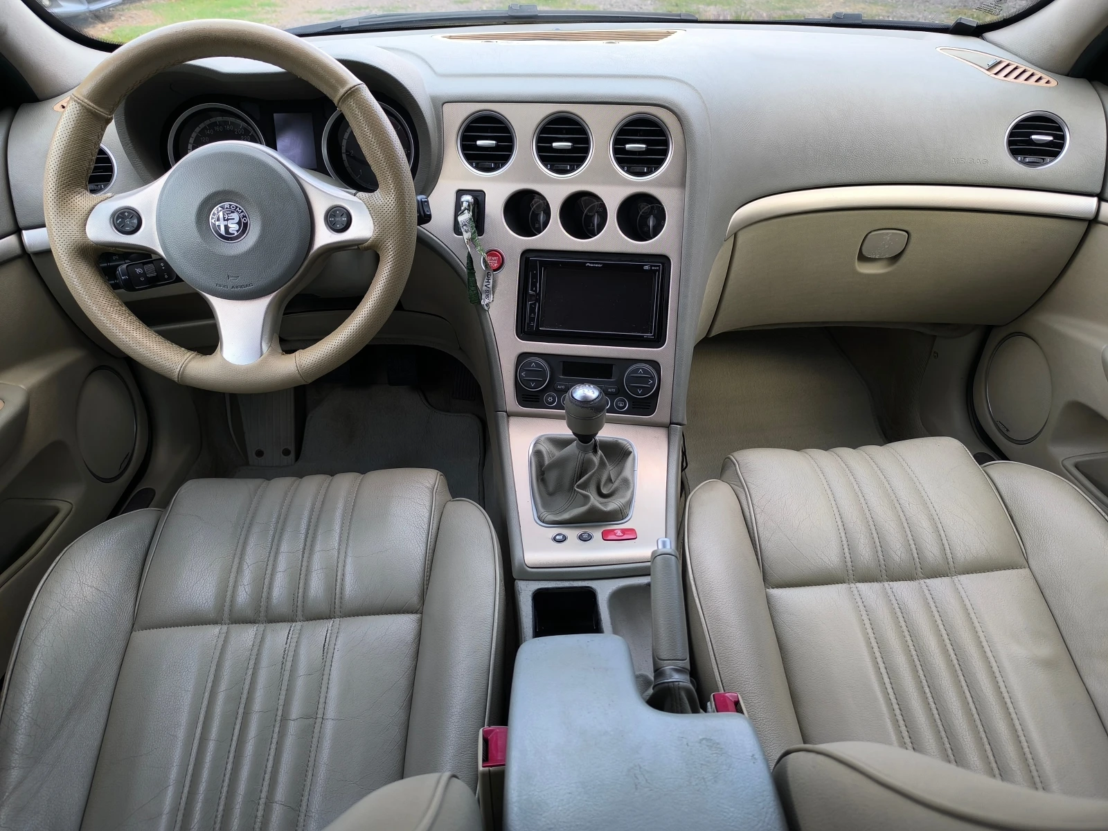 Alfa Romeo 159 -1.9JTD-120кс-6 скорости-КОЖА-НАВИГАЦИЯ-ANDROID-, снимка 13 - Автомобили и джипове - 55143904