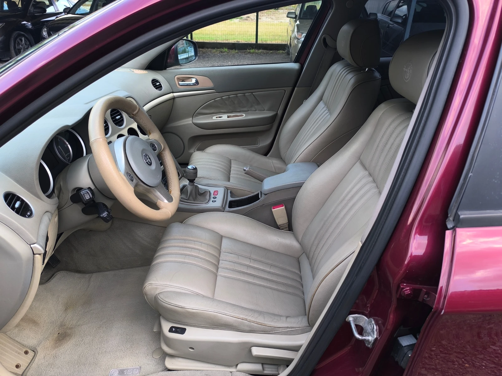 Alfa Romeo 159 -1.9JTD-120кс-6 скорости-КОЖА-НАВИГАЦИЯ-ANDROID-, снимка 9 - Автомобили и джипове - 55143904