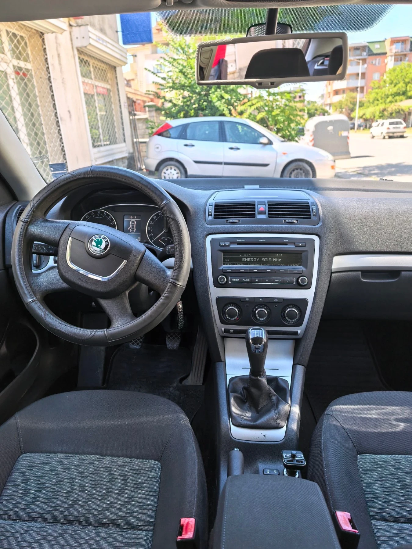 Skoda Octavia 2.0 TDI, снимка 8 - Автомобили и джипове - 56023720