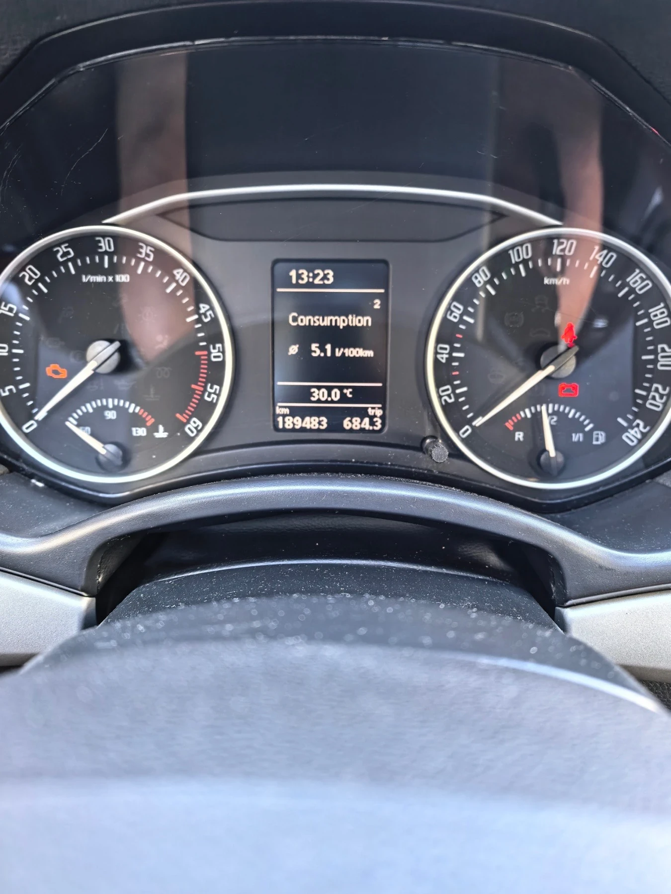 Skoda Octavia 2.0 TDI, снимка 9 - Автомобили и джипове - 56023720