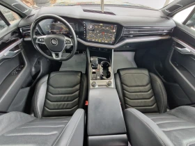 VW Touareg R-lineBlack/Softclose/Hud/Digital/IQmatri/EasyOpen, снимка 11