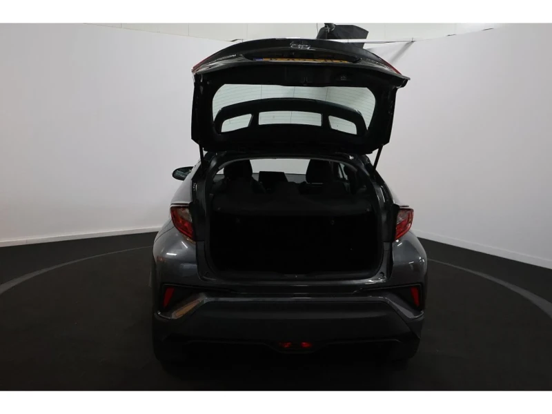 Toyota C-HR 1.8/ 2022/50600км/Без забележки/Цена до България/, снимка 16 - Автомобили и джипове - 47974708