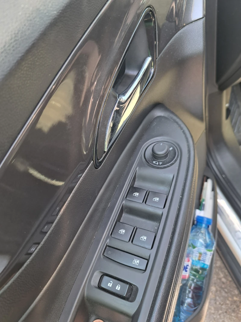 Opel Mokka 4x4, снимка 9 - Автомобили и джипове - 52320373