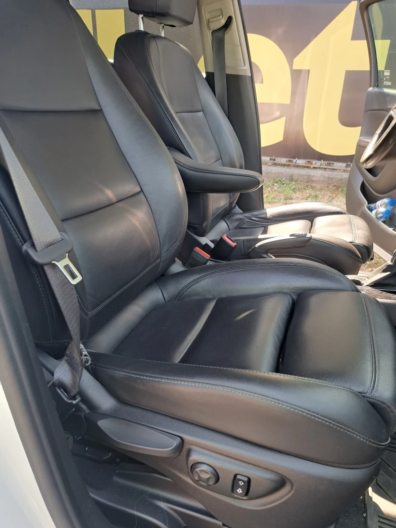 Opel Mokka 4x4, снимка 10 - Автомобили и джипове - 52320373