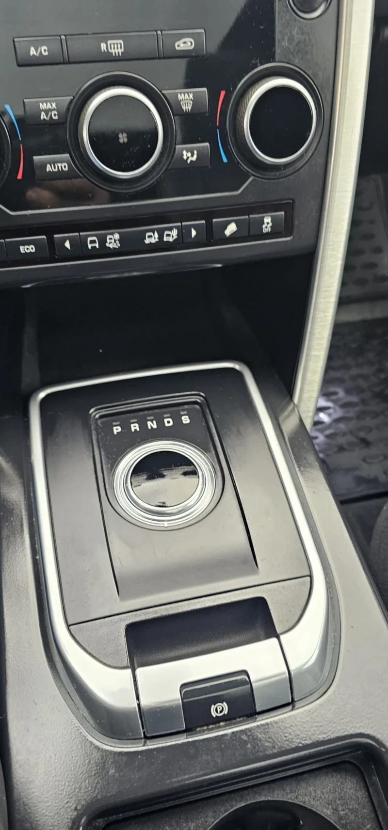 Land Rover Discovery Sport LUXURY, снимка 9 - Автомобили и джипове - 53396203