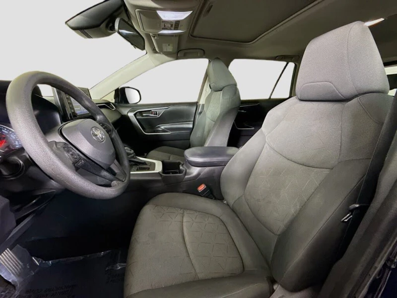 Toyota Rav4 !XLE FWD!* АвтоКредит* Цена до БГ* , снимка 11 - Автомобили и джипове - 53479801