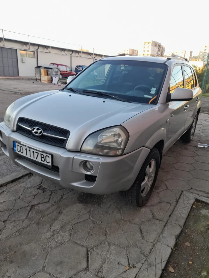 Hyundai Tucson, снимка 2 - Автомобили и джипове - 53558389