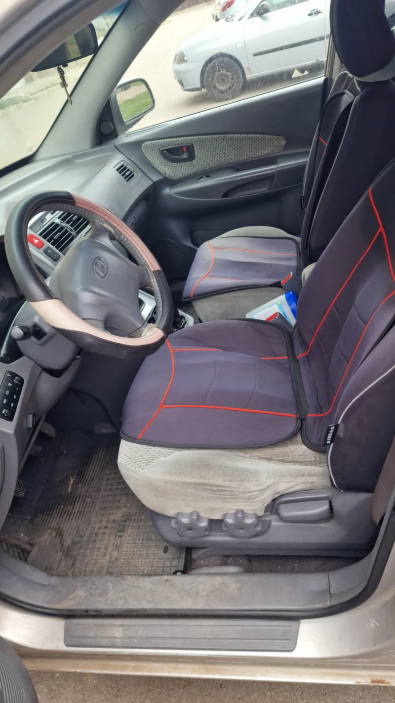 Hyundai Tucson, снимка 12 - Автомобили и джипове - 53558389