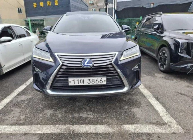 Lexus RX ЛЮК* ПОДГРЕВ ВОЛАН* ЕЛ. БАГАЖНИК* КРАЙНА ЦЕНА