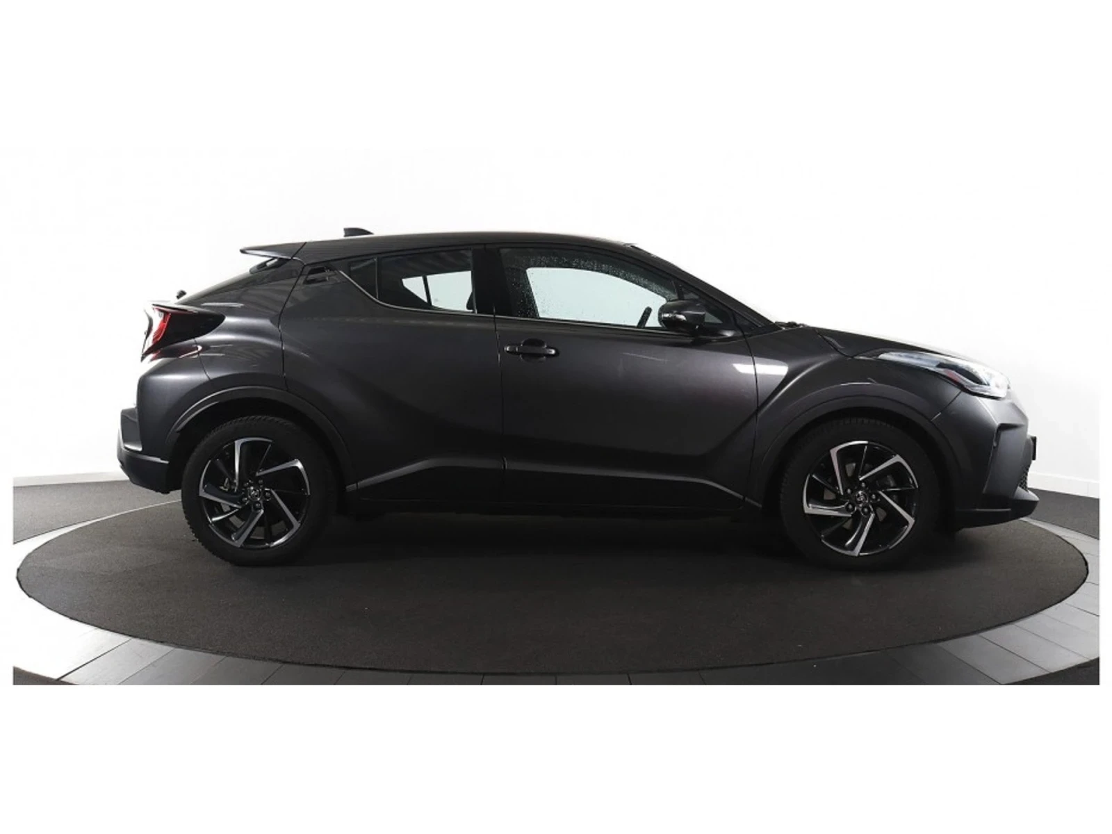 Toyota C-HR 1.8/ 2022/50600км/Без забележки/Цена до България/ - изображение 4