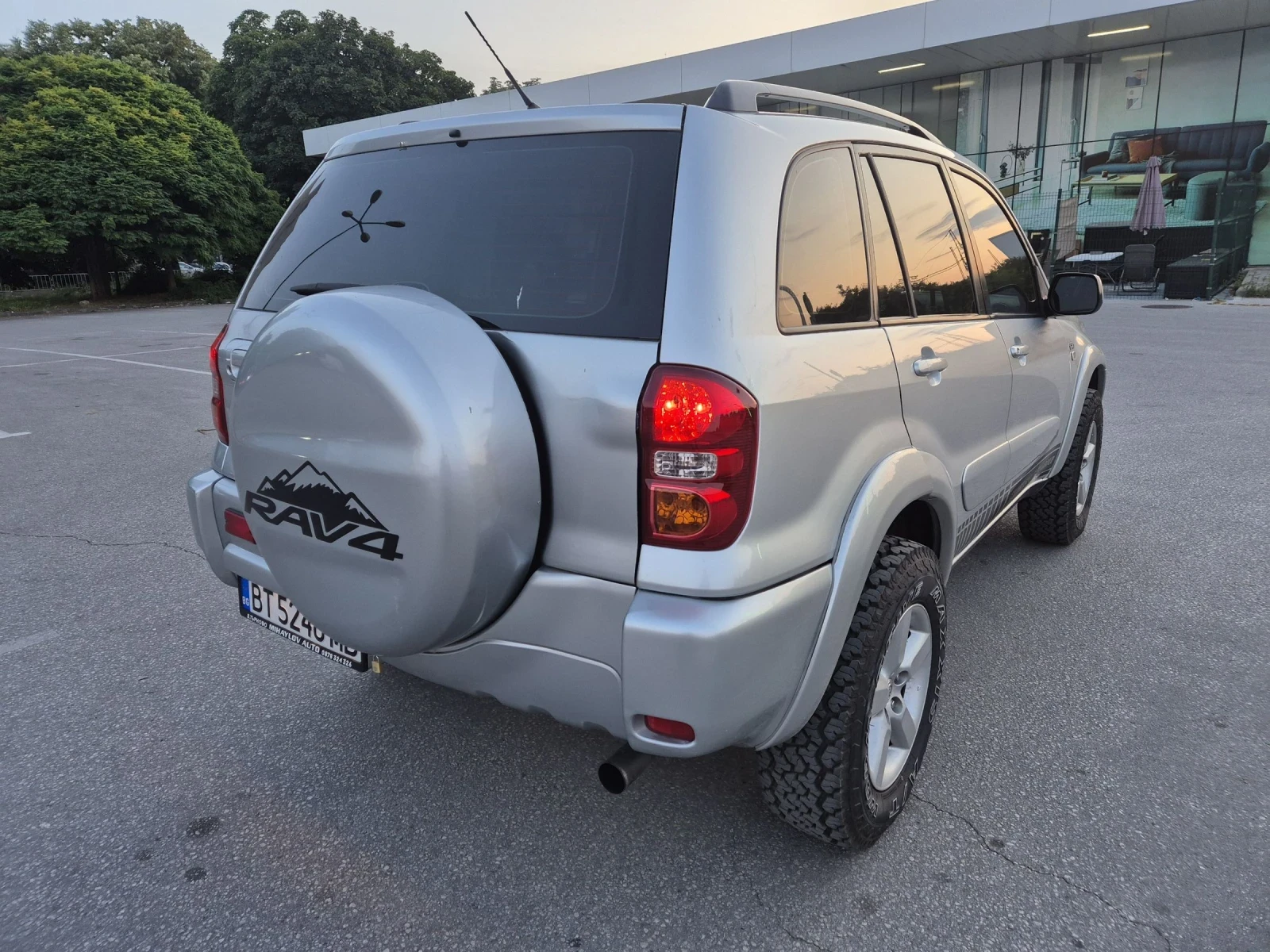 Toyota Rav4 2.0 D4D - изображение 6