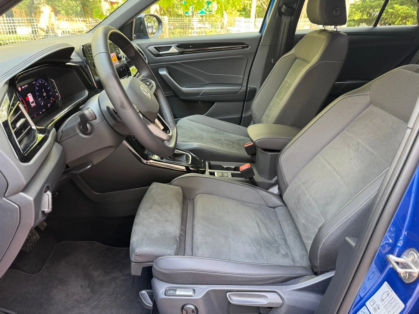 VW T-Roc VW T- Roc Style 1.5 TSI OPF DSG | Mobile.bg   6