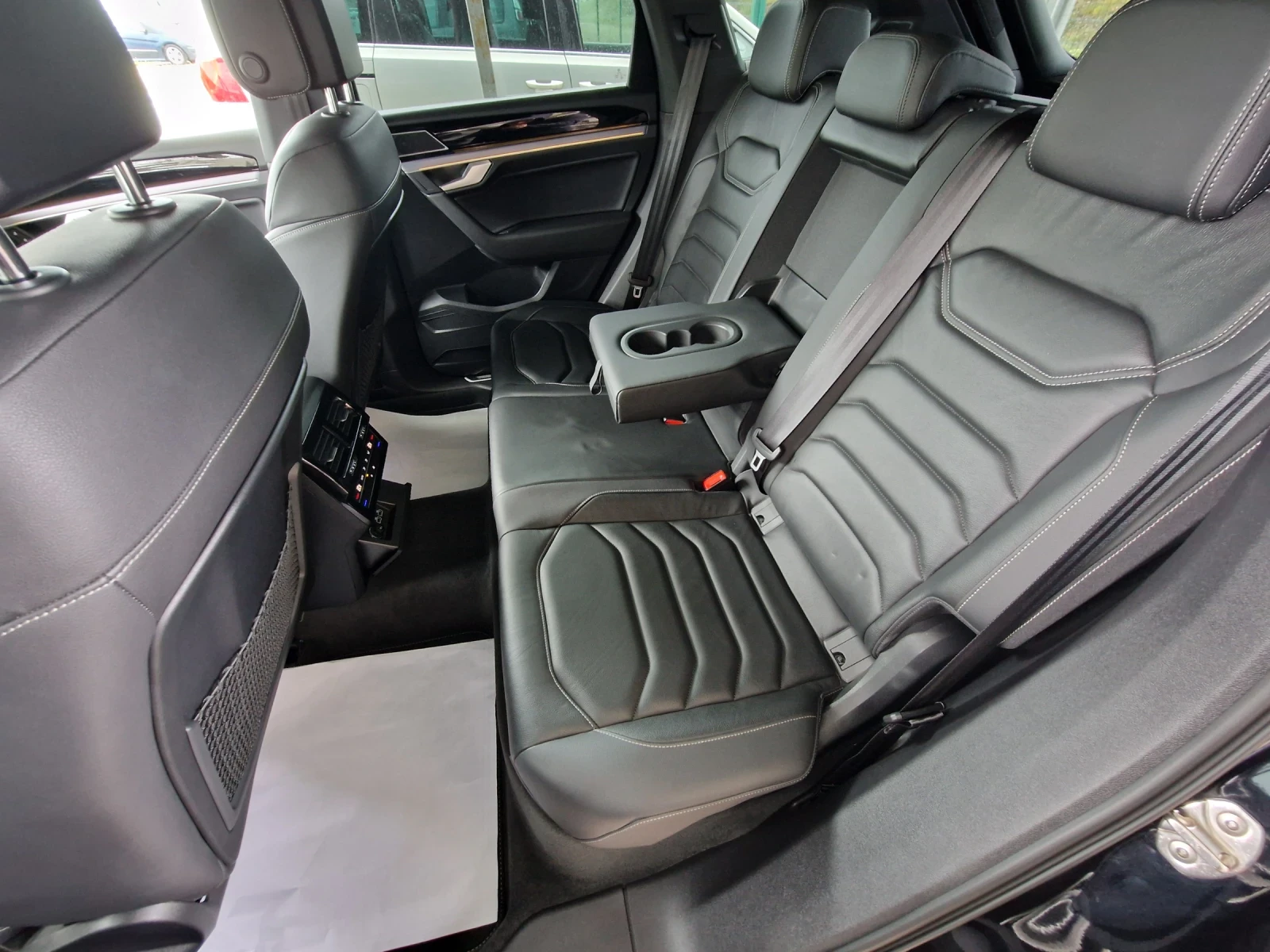 VW Touareg R-lineBlack/Softclose/Hud/Digital/IQmatri/EasyOpen | Mobile.bg   12