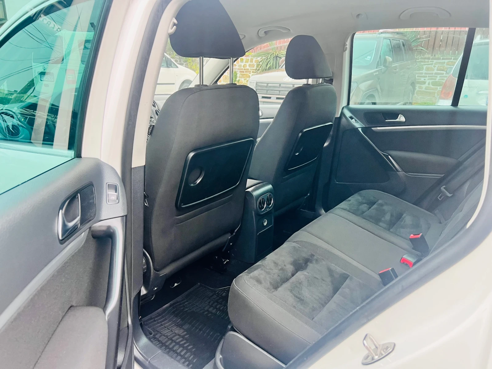 VW Tiguan 2000TDI 170 4* 4 - изображение 10