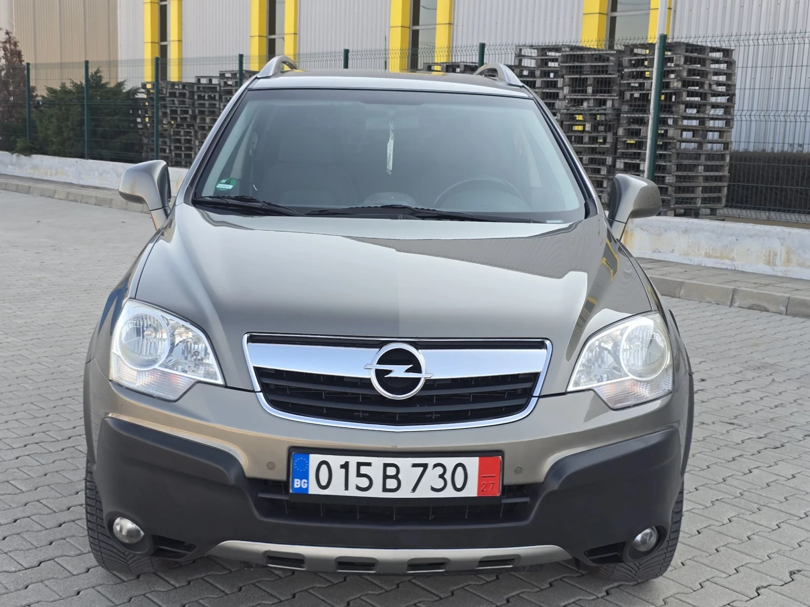 Opel Antara 2.4i/4X4/РЪЧКА/ПЪЛНА СЕРВИЗНА ИСТОРИЯ - изображение 2